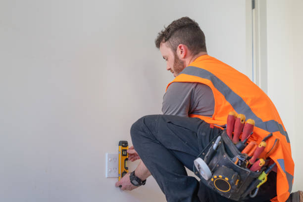 Best Electrical Outlet Repair  in Glendale, MO